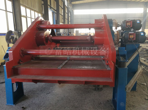 直線(xiàn)篩溫度過(guò)高會(huì)使振動(dòng)電機(jī)軸承損壞